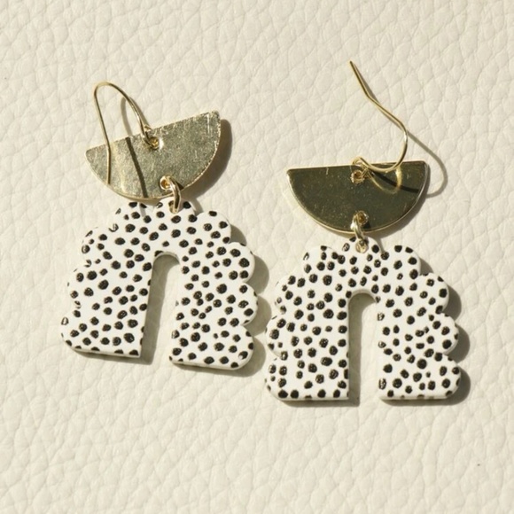 3/$20 Jewelry Dalmatian Print U Shaped Hoop Earrings - Picture 2 of 4